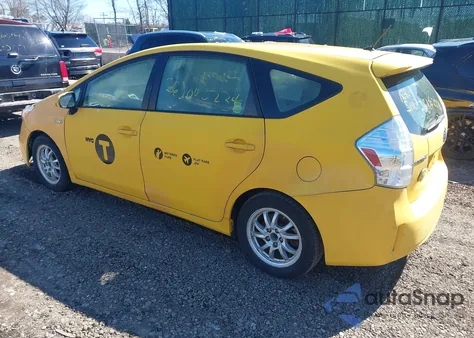 2013 Toyota Prius V Two из США, поврежденный, VIN JTDZN3EUXD3227612